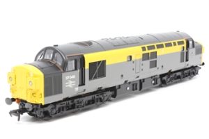 BACHMANN 32-792 CLASS 37046 BR GREY AND YELLOW DUTCH SLIT HEADCODE