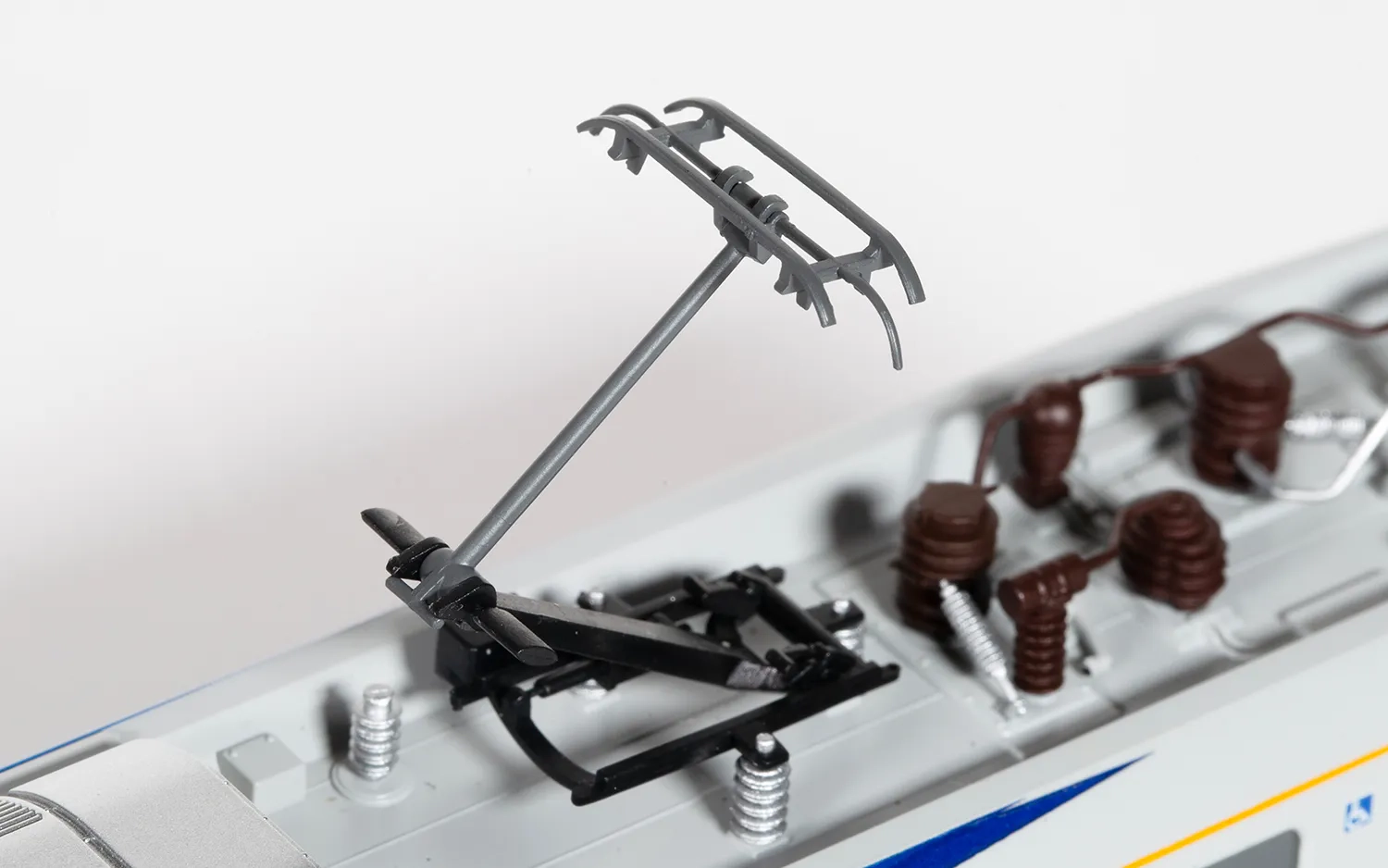 HORNBY R3908 CLASS 802/2 TPE NOVA 1 5 CAR SET - Image 6