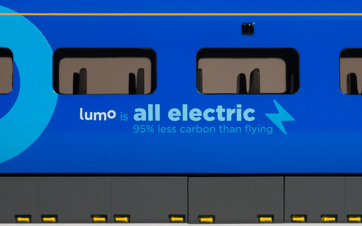 HORNBY R30102 LUMO CLASS 803 803003 - Image 10