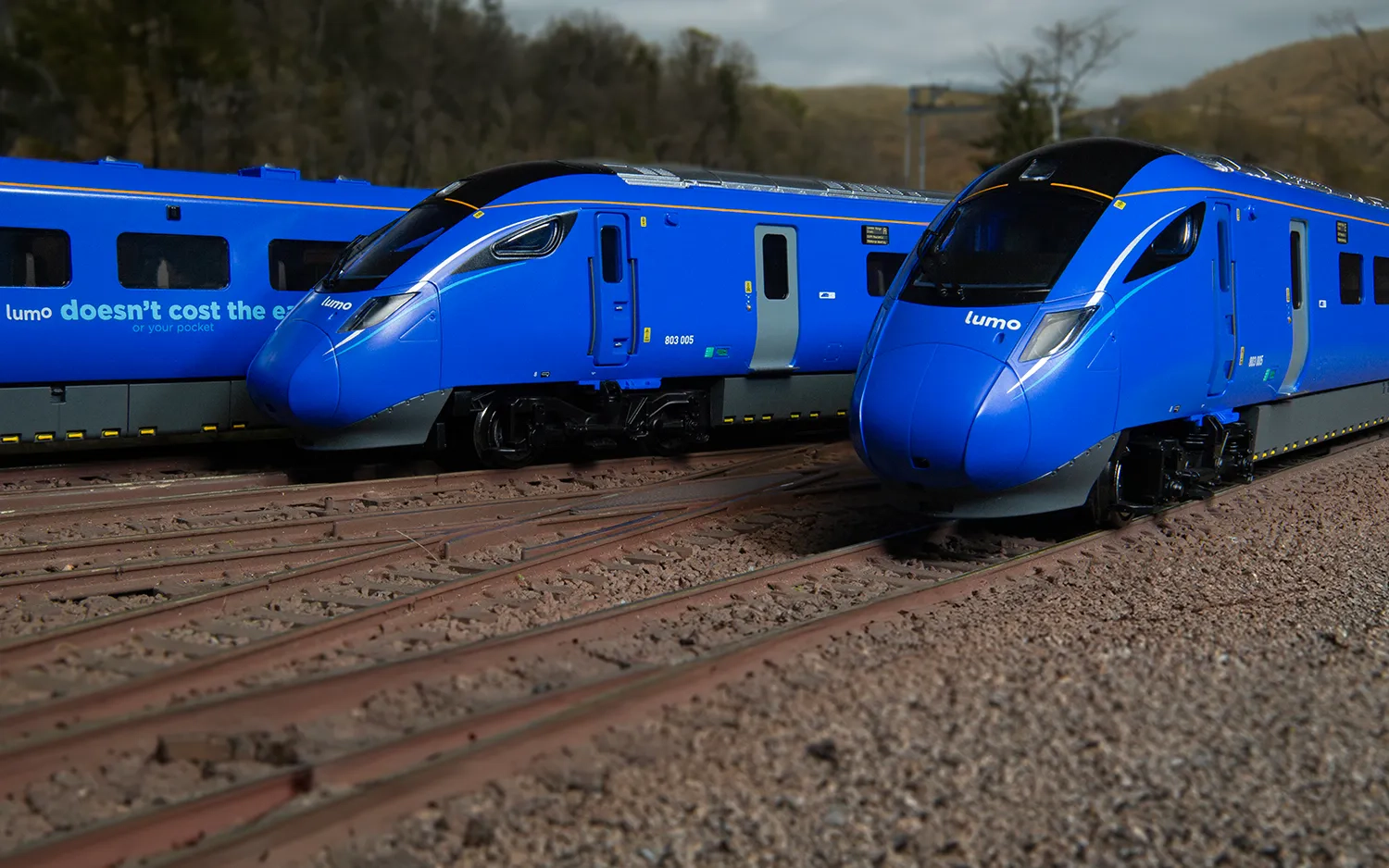 HORNBY R30102 LUMO CLASS 803 803003 - Image 2