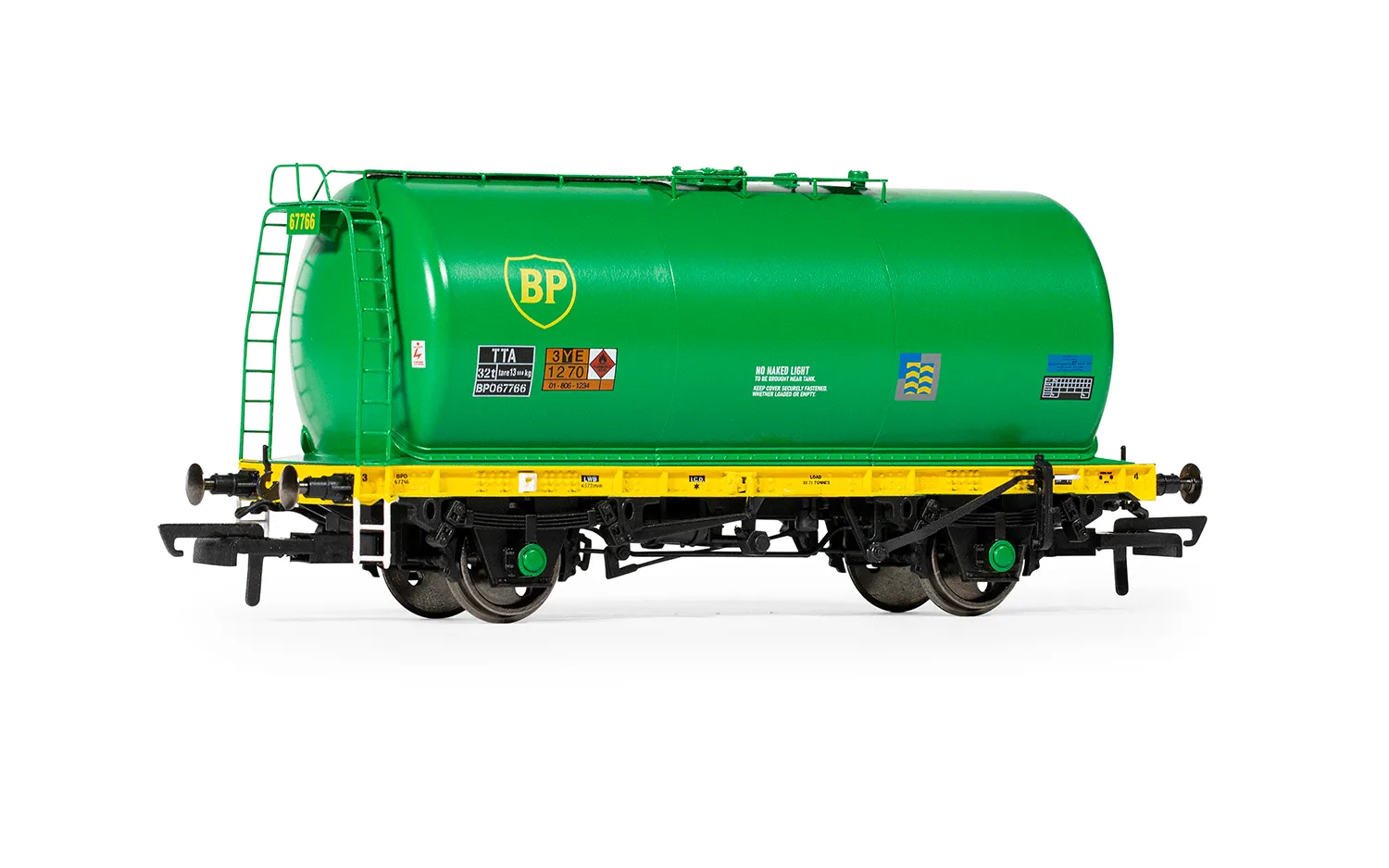 HORNBY R60291 BP - TTA - 67766-7-8 - Triple Pack Tanker Wagons - Image 7