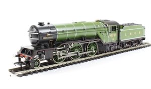 Bachmann Pre owned 31-550B Class V2 Gresley 2-6-2 4771 "Green Arrow" LNER Lined Doncaster Green (as preserved at the NRM