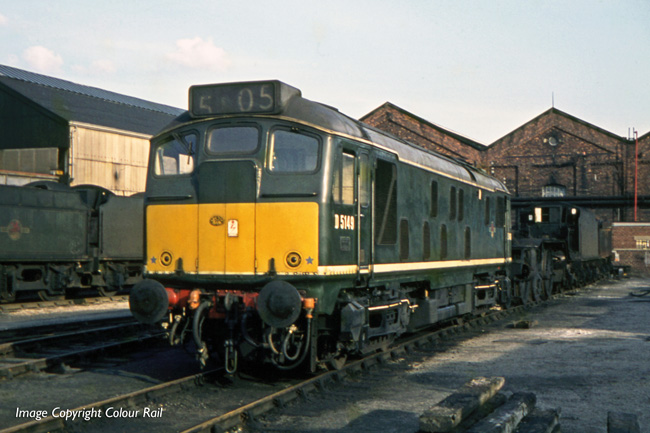 CLASS 24/1 D5149 IN B.R. GREEN WITH SMALL YELLOW PANELS