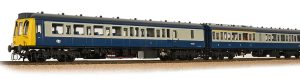 CLASS 117 3 CAR DMU BR BLUE AND GREY WITH  DCC SOUND FITTED