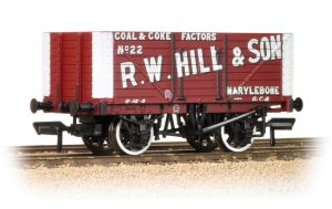 8 Plank Wagon Fixed End "R.W.HILL & SON"