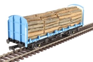 OTA Timber Carrier Wagon KRONOSPAN BLUE with load